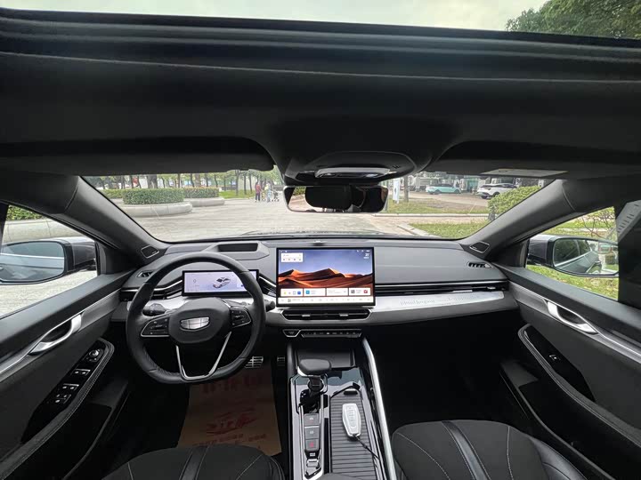 Фото 11 - Geely Preface