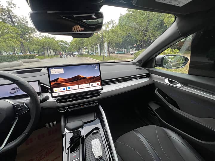 Фото 13 - Geely Preface