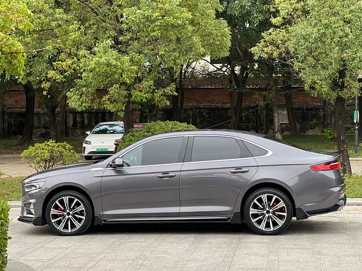 Фото 18 - Geely Preface