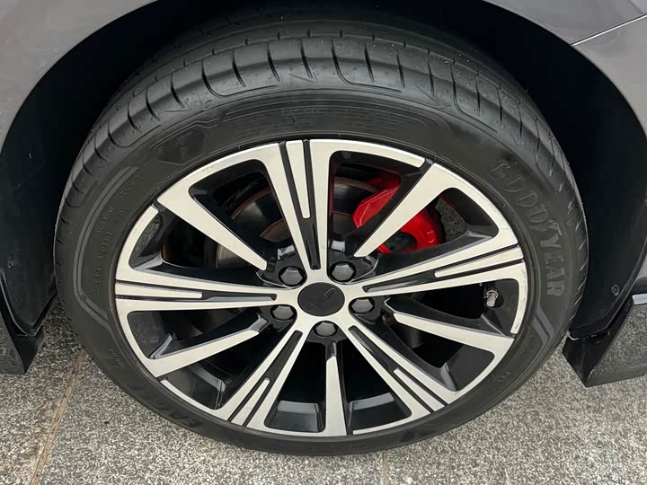 Фото 19 - Geely Preface