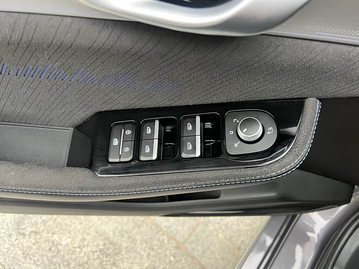 Фото 5 - Geely Preface