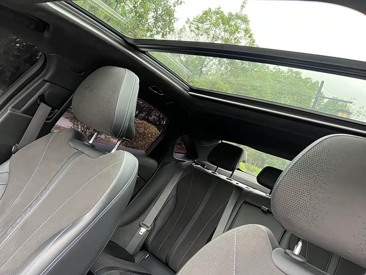 Фото 7 - Geely Preface