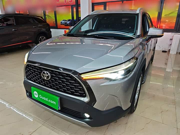 Фото 2 - Toyota Corolla Cross