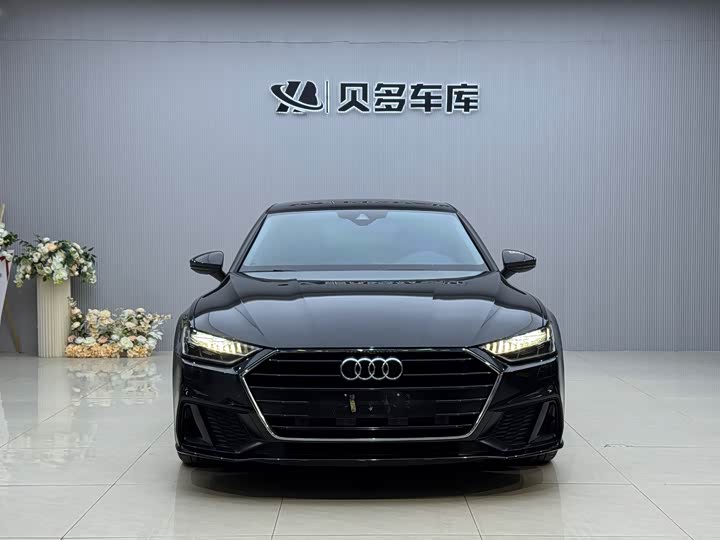 Фото 2 - Audi A7