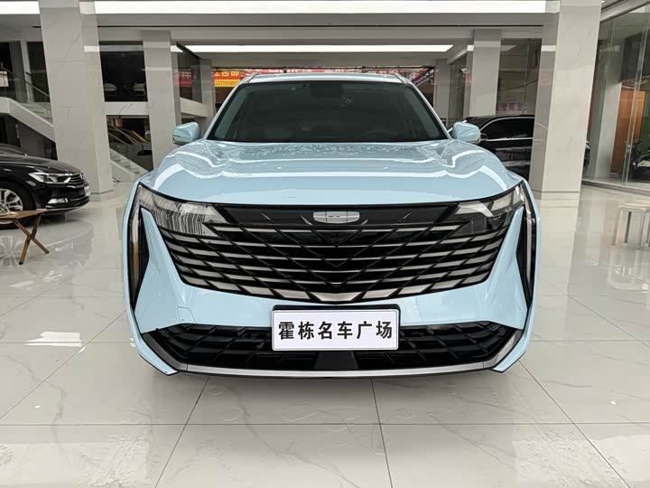 Фото 2 - Geely Atlas L