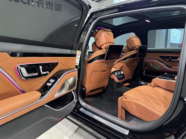 Фото 23 - Mercedes-Benz Maybach S-Class