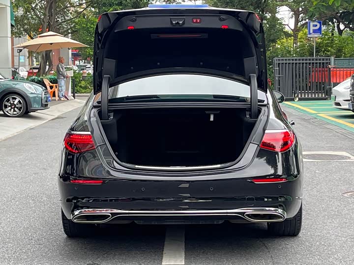 Фото 7 - Mercedes-Benz S-Class