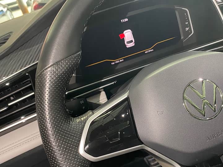 Фото 14 - Volkswagen Tiguan L Pro