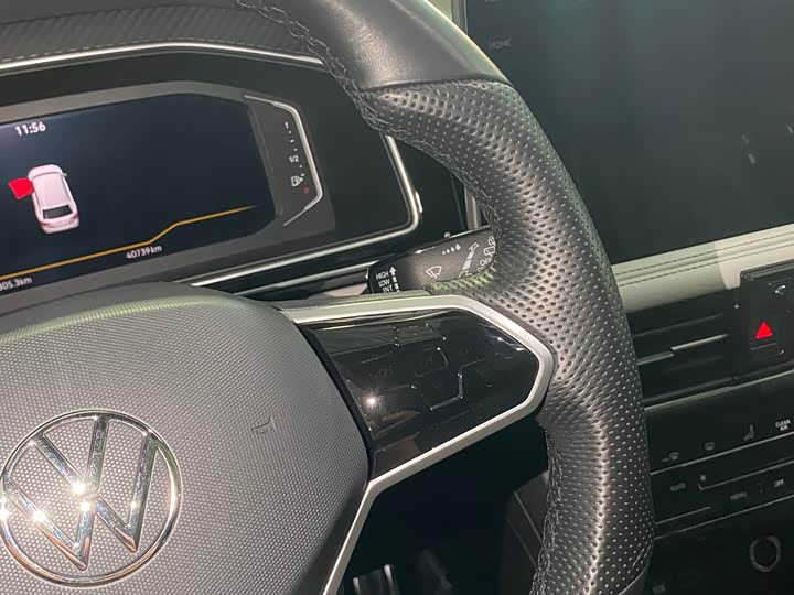 Фото 15 - Volkswagen Tiguan L Pro