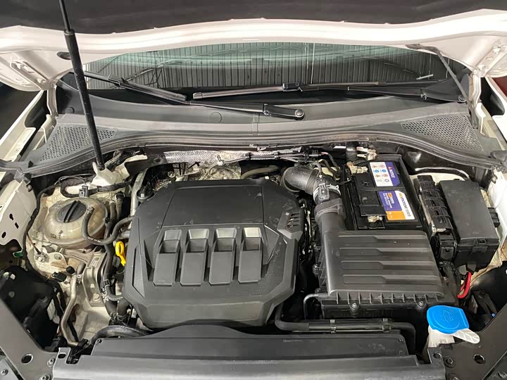 Фото 27 - Volkswagen Tiguan L Pro