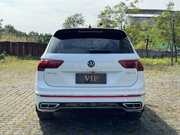 Фото 5 - Volkswagen Tiguan L Pro