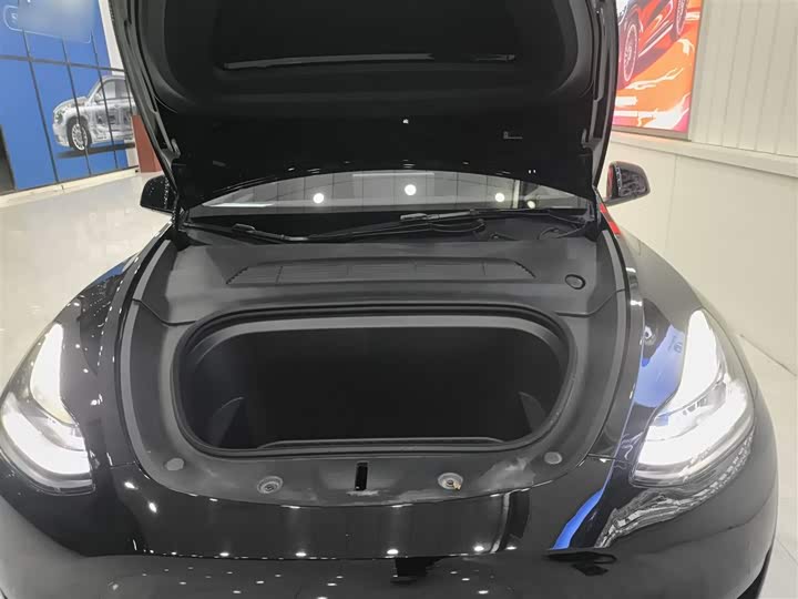 Фото 20 - Tesla Model Y