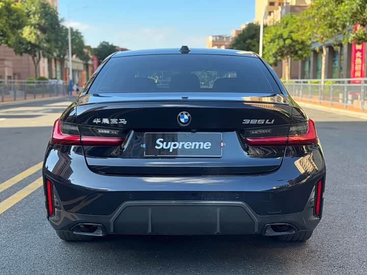 Фото 25 - BMW 3 Series