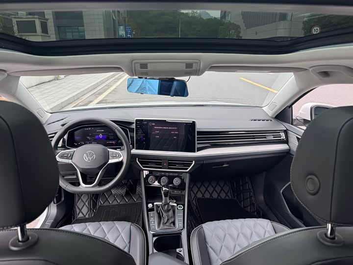 Фото 14 - Volkswagen Sagitar L