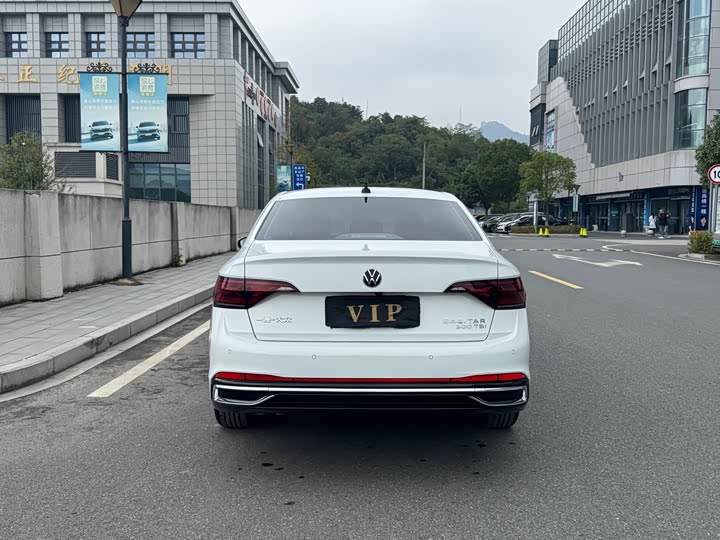 Фото 6 - Volkswagen Sagitar L