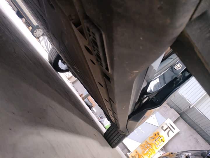 Фото 22 - BAIC Arcfox Alpha T5