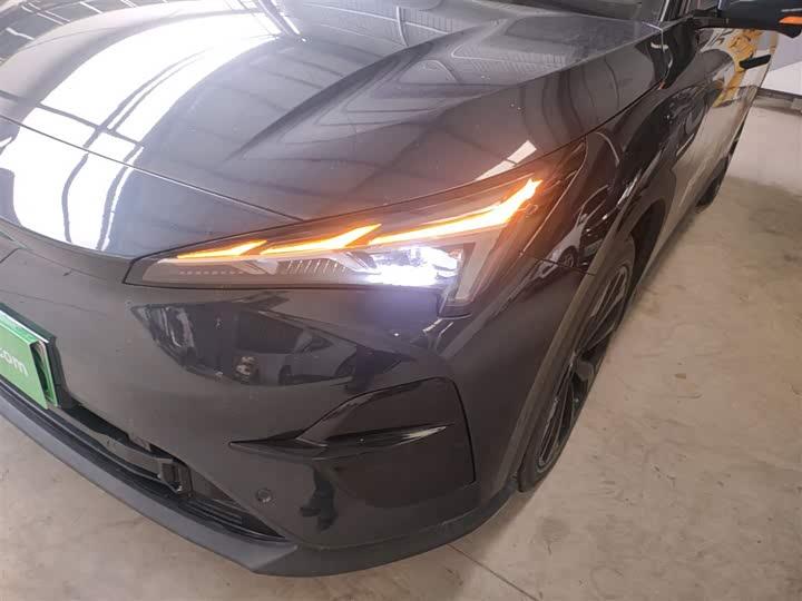 Фото 24 - BAIC Arcfox Alpha T5