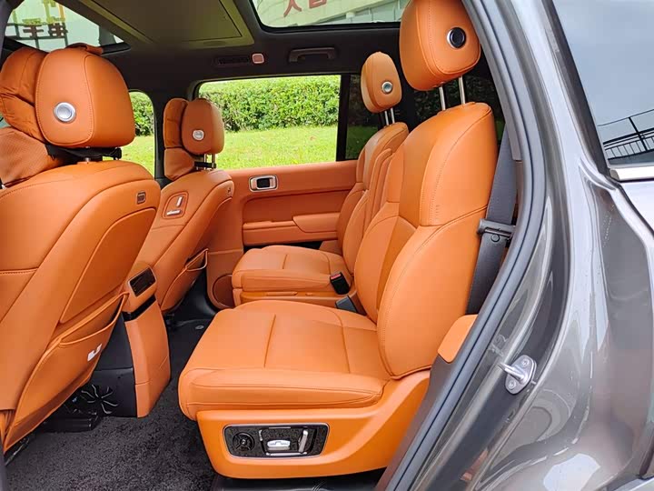 Фото 8 - LiXiang L9