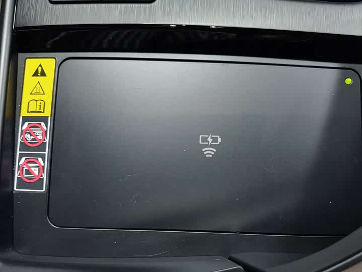 Фото 14 - Lexus ES