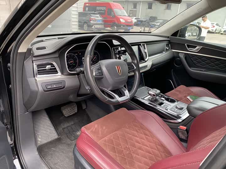 Фото 11 - Hongqi HS7