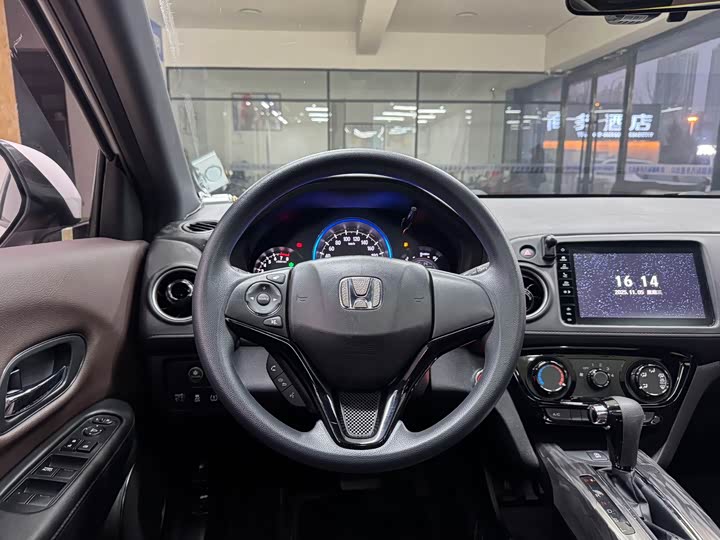 Фото 16 - Honda XR-V