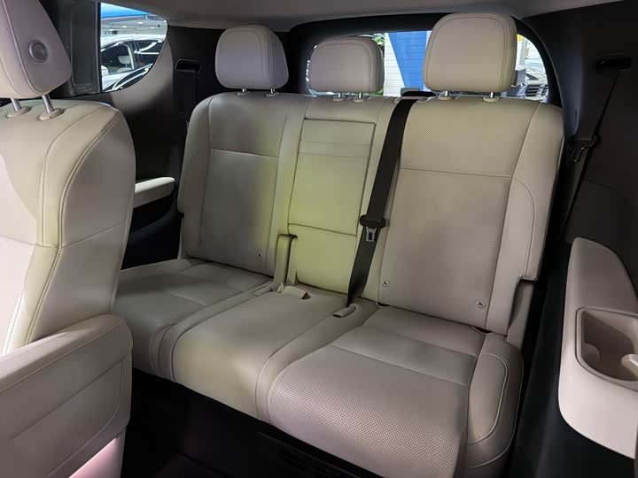 Фото 10 - LiXiang Mega