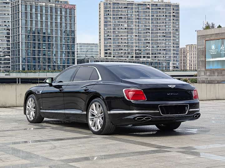 Фото 2 - Bentley Flying Spur