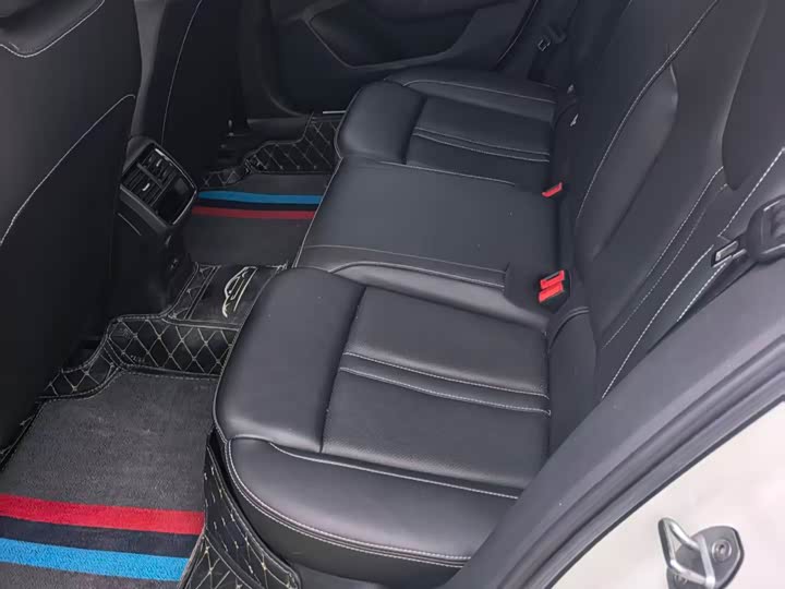 Фото 13 - Skoda Octavia Pro