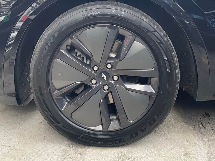 Фото 15 - LiXiang L8