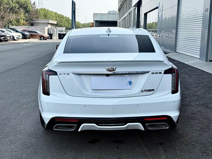Фото 13 - Cadillac CT5