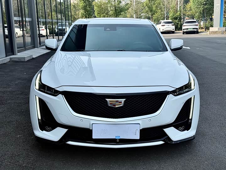 Фото 2 - Cadillac CT5