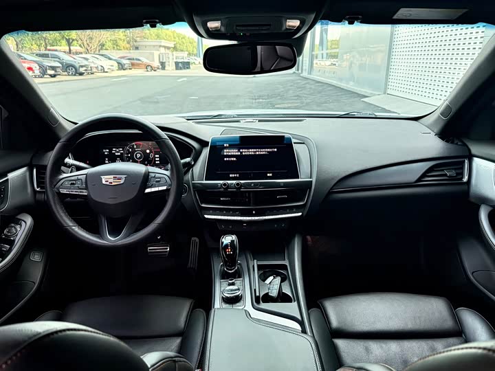 Фото 8 - Cadillac CT5