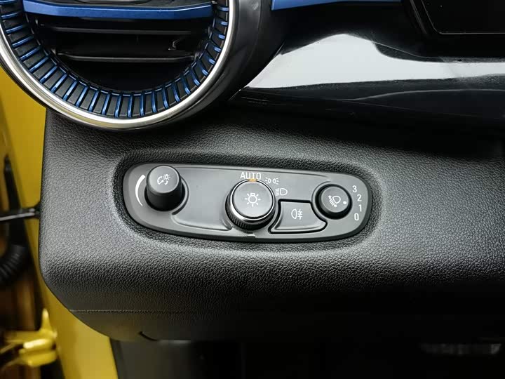 Фото 21 - Chevrolet Seeker