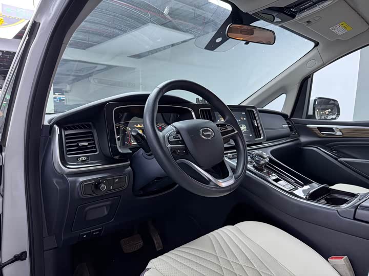 Фото 5 - GAC Trumpchi M8