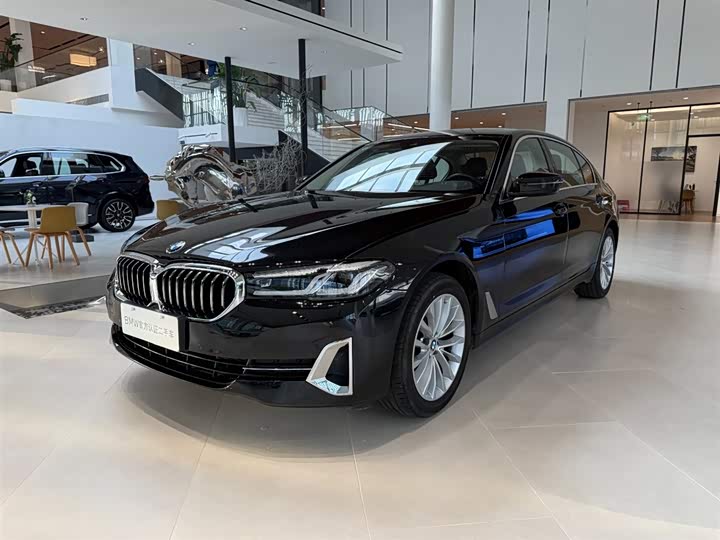 Фото 1 - BMW 5 Series