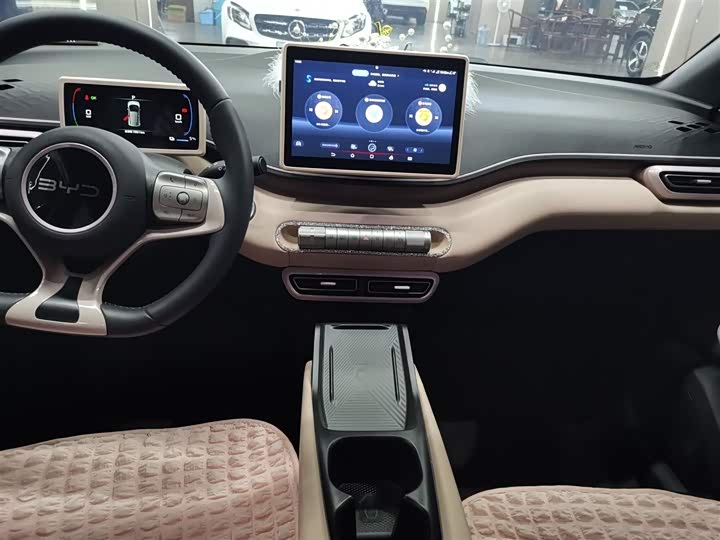 Фото 13 - BYD Seagull