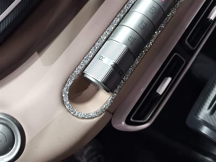 Фото 14 - BYD Seagull