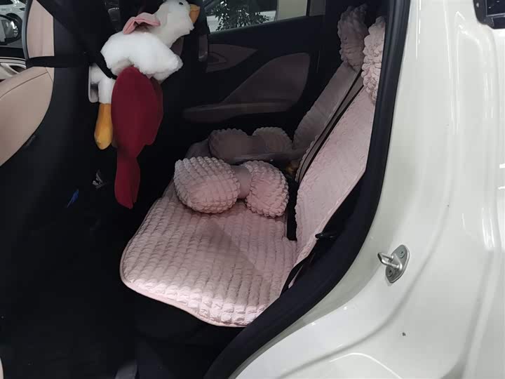 Фото 17 - BYD Seagull