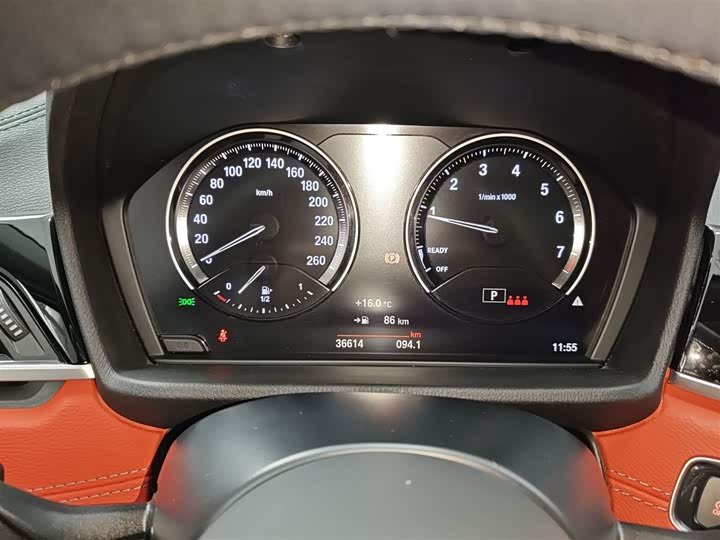 Фото 12 - BMW X2