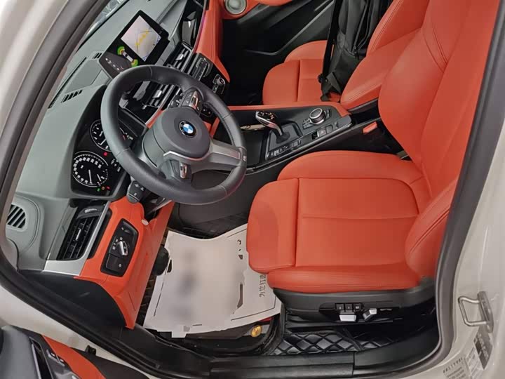 Фото 15 - BMW X2