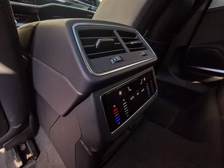 Фото 11 - Audi A7