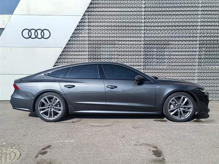 Фото 5 - Audi A7