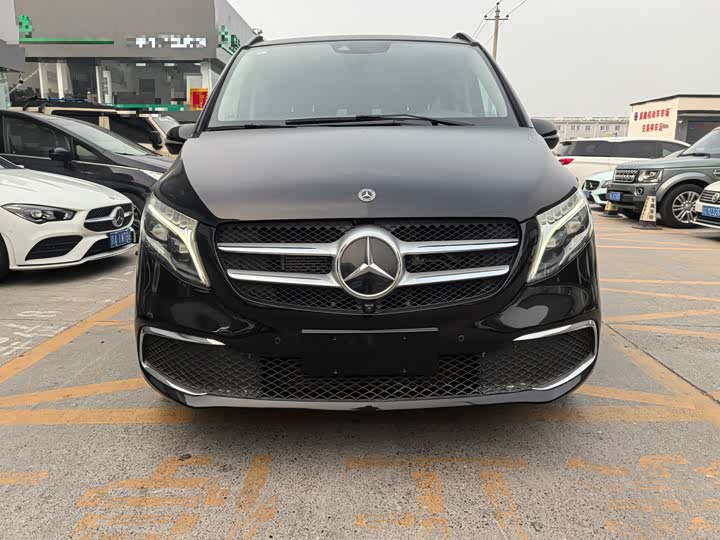 Фото 2 - Mercedes-Benz V-Class