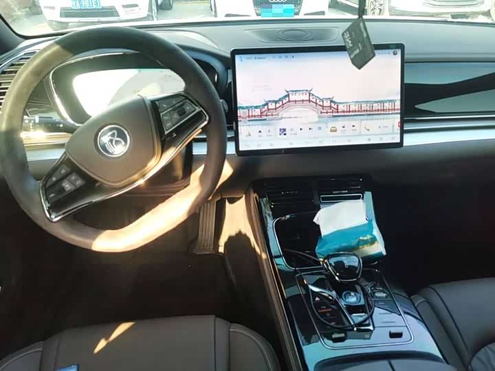 Фото 6 - BYD Han