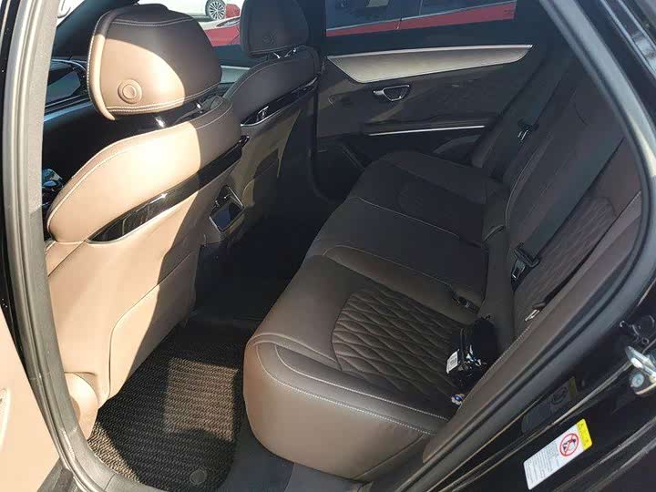 Фото 9 - BYD Han