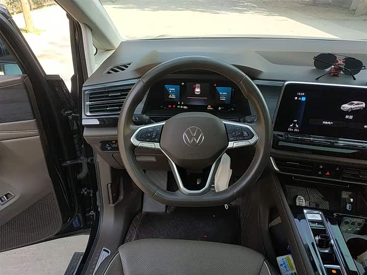 Фото 11 - Volkswagen Viloran