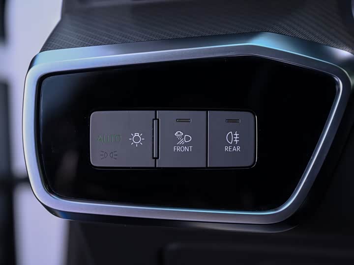 Фото 10 - Audi A6