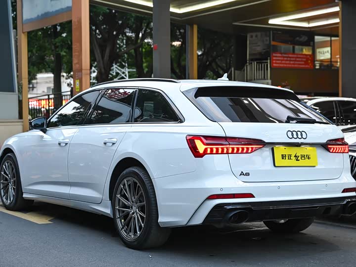 Фото 4 - Audi A6