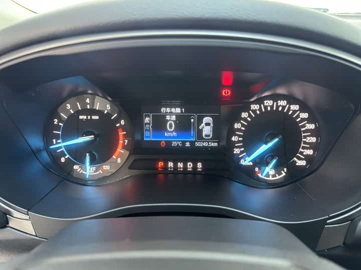 Фото 13 - Ford Mondeo