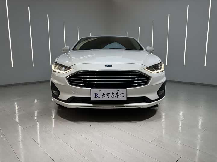 Фото 2 - Ford Mondeo